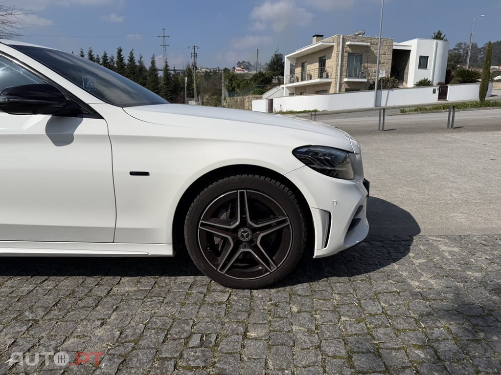Mercedes-Benz C 300 de T 9G-TRONIC AMG Line