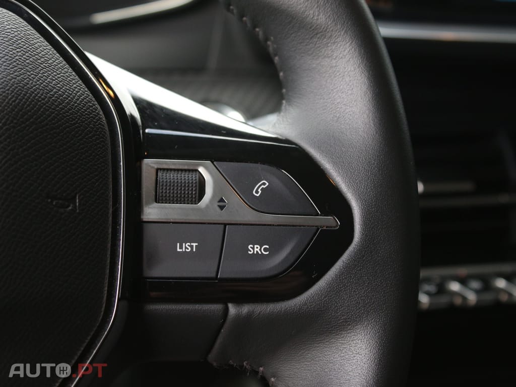 Peugeot E-208 50 kWh Active Pack