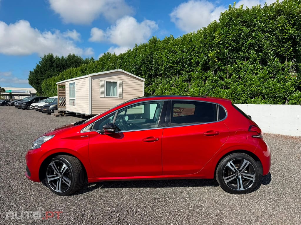 Peugeot 208 1.2 PureTech GT Line