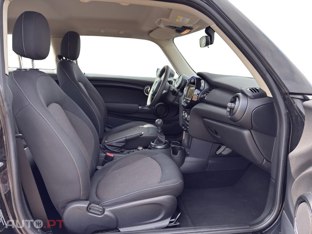 MINI Cooper One D