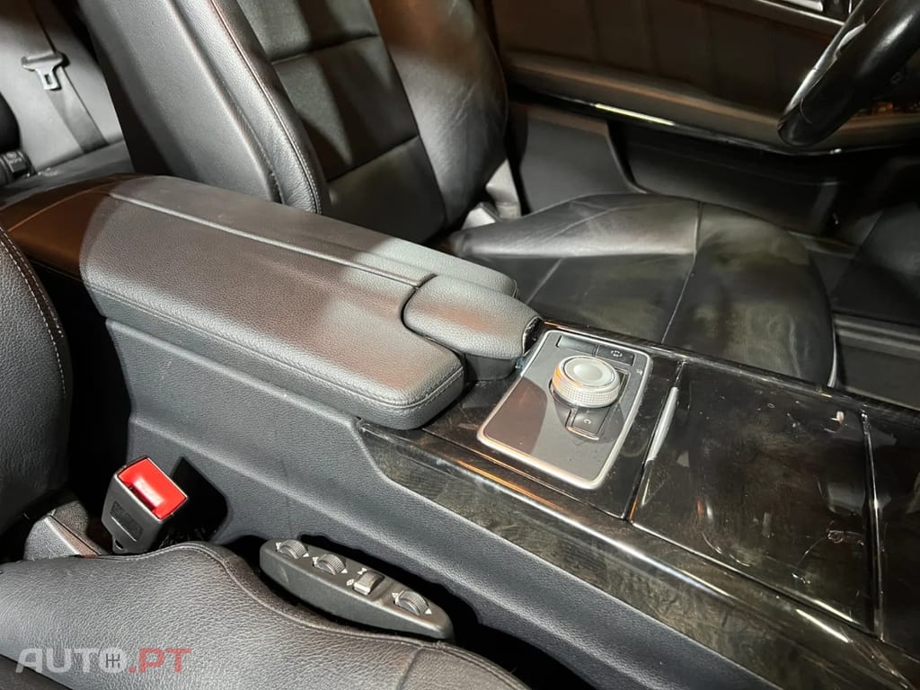 Mercedes-Benz E 350 CDI V6 Avantgarde | 231cv | 133.500 km | Livro Revisões Mercedes