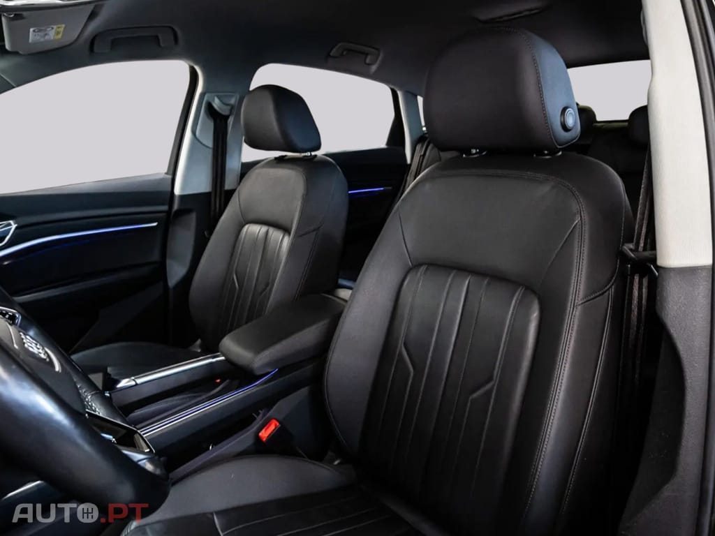Audi E-Tron I.V.A DEDUTÍVEL  50 Q BLACK ACC