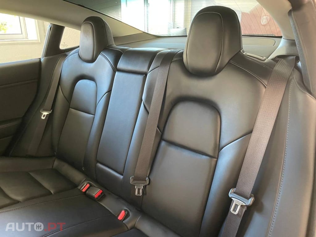 Tesla Model 3 Long Range AWD Dual Motor