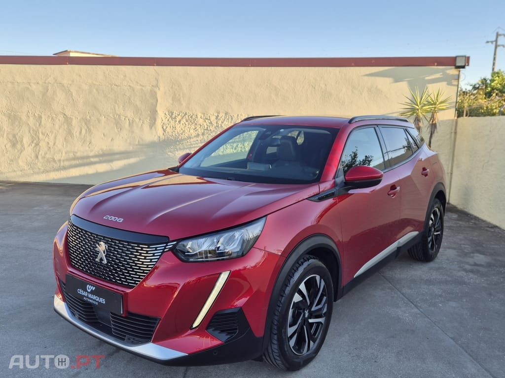 Peugeot 2008 1.2 PureTech Allure Pack