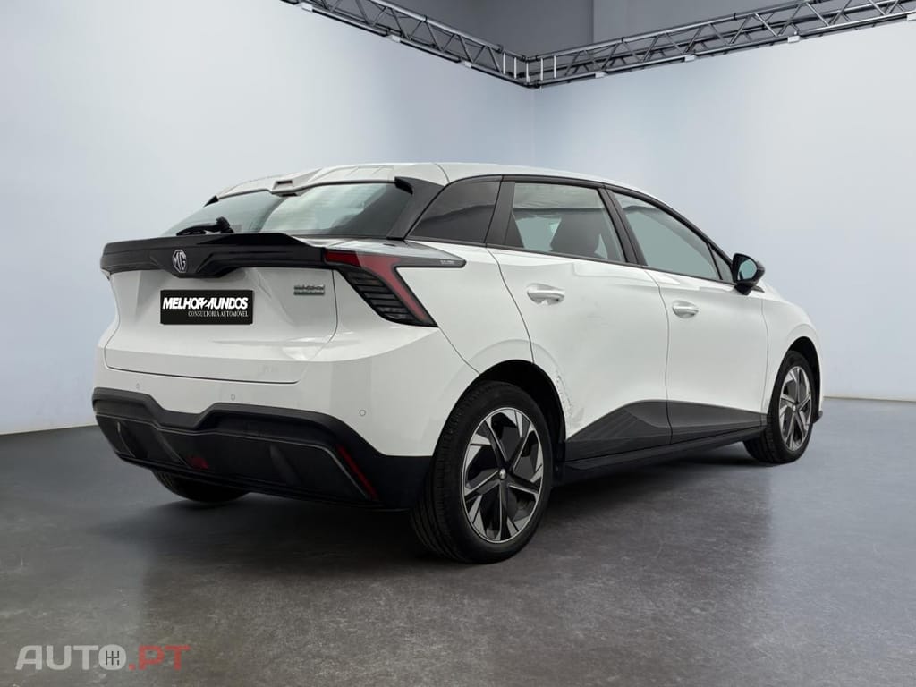 MG MG4 51 kWh Standard