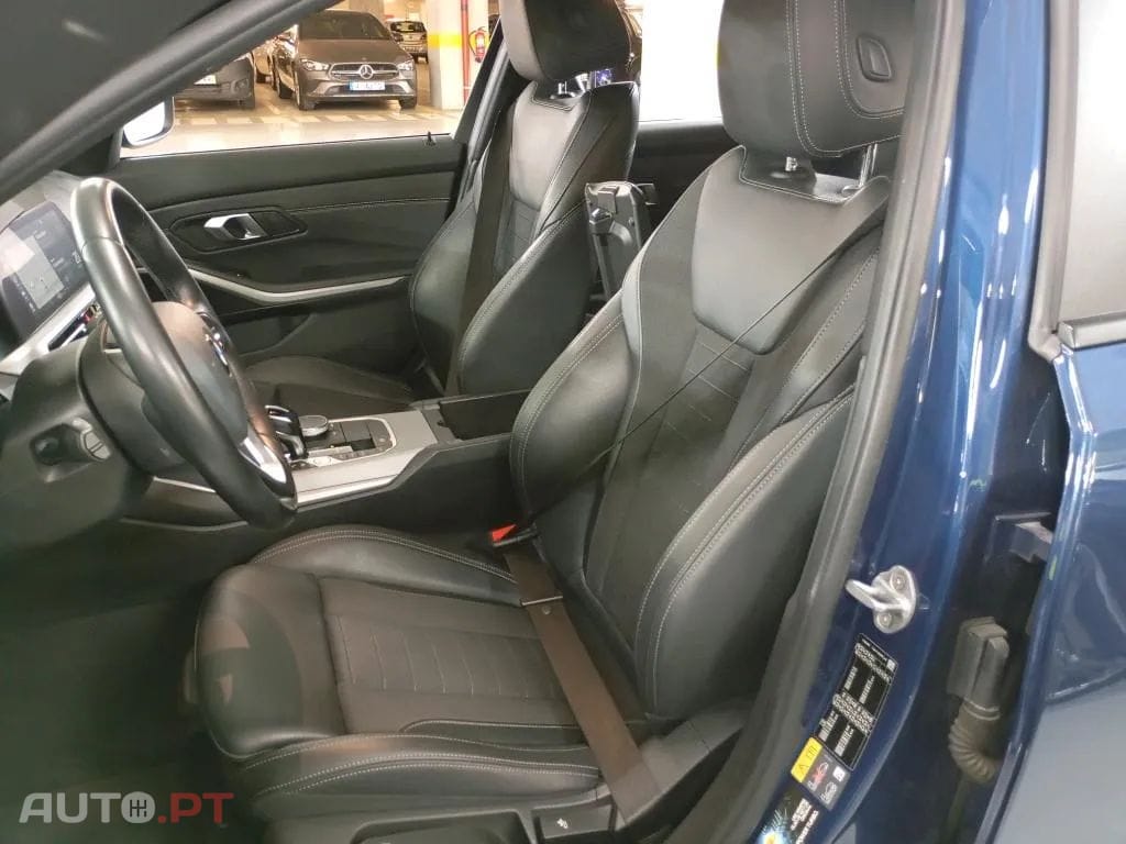 BMW 320 e Touring Corporate Edition Auto