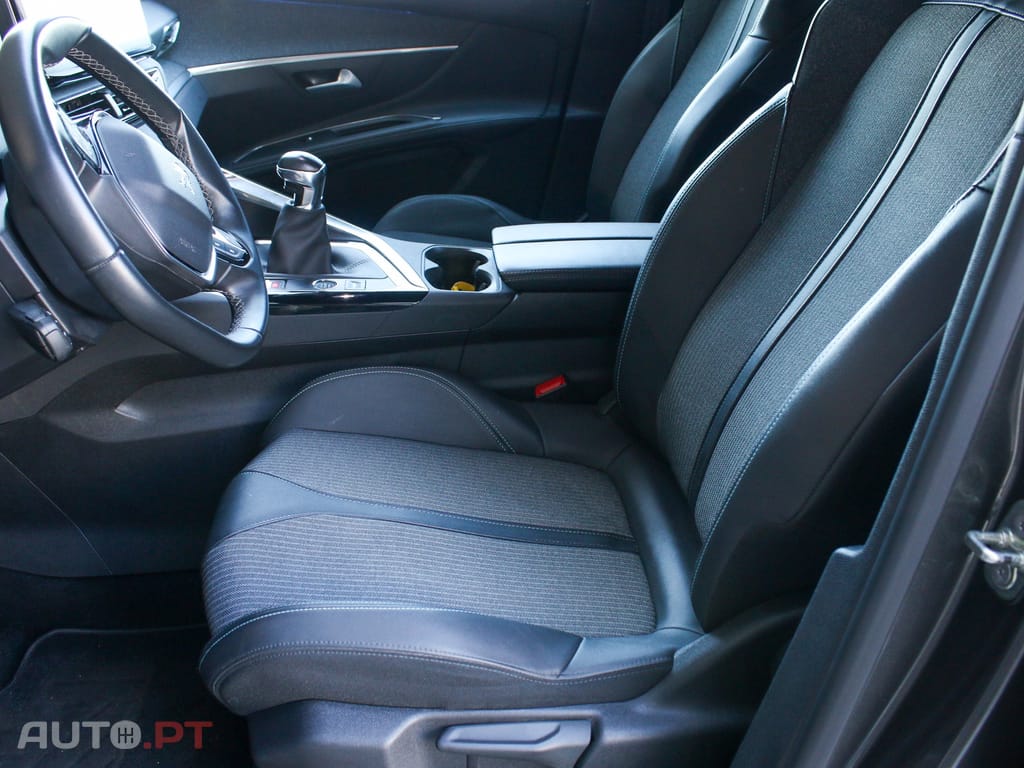 Peugeot 5008 1.2 PureTech Allure