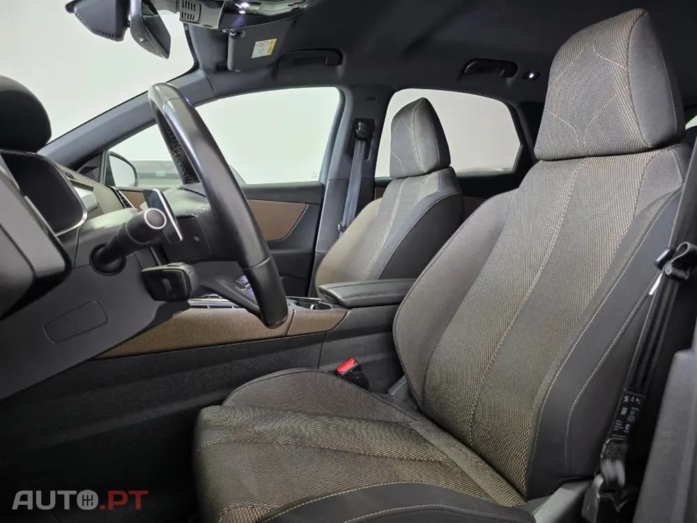 DS DS7 Crossback E-Tense Bastille+ EAT8