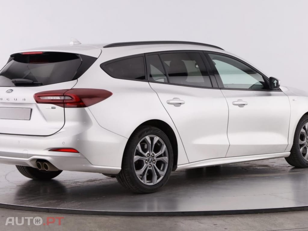 Ford Focus SW 1.0 EcoBoost MHEV ST-Line Aut.