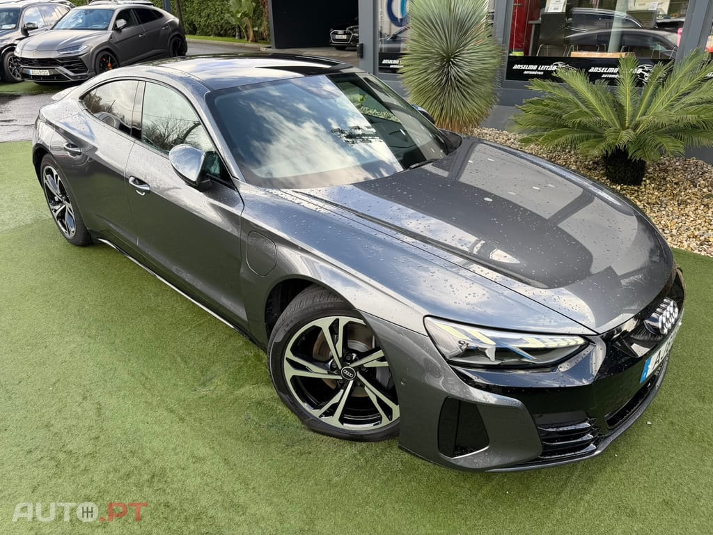 Audi E-Tron GT quattro