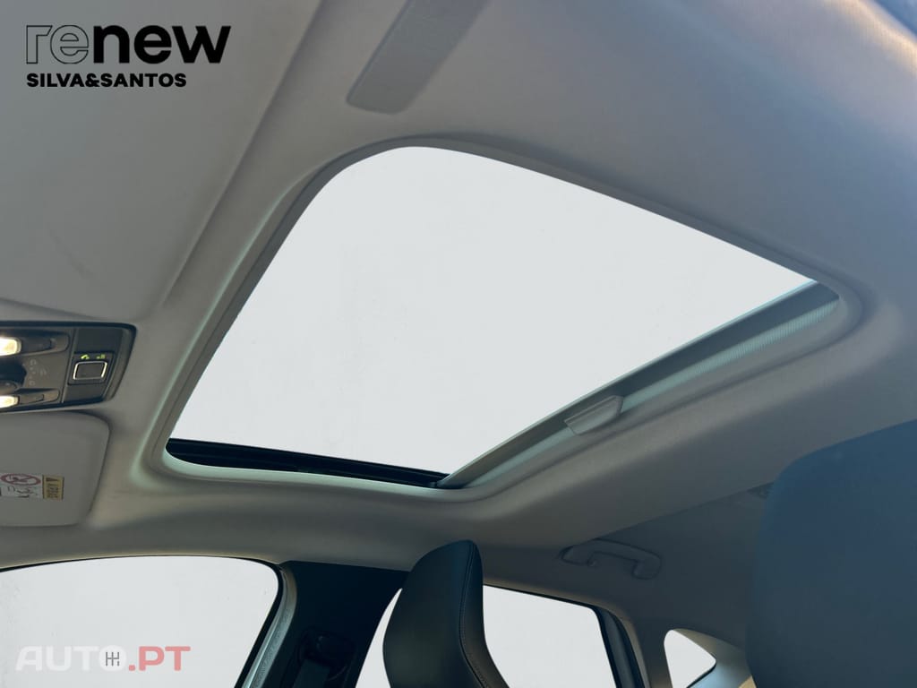 Renault Captur Initiale Paris E-TECH Plug-in 160