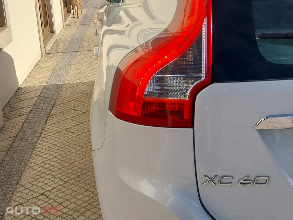 Volvo XC60 D4 Mumentum