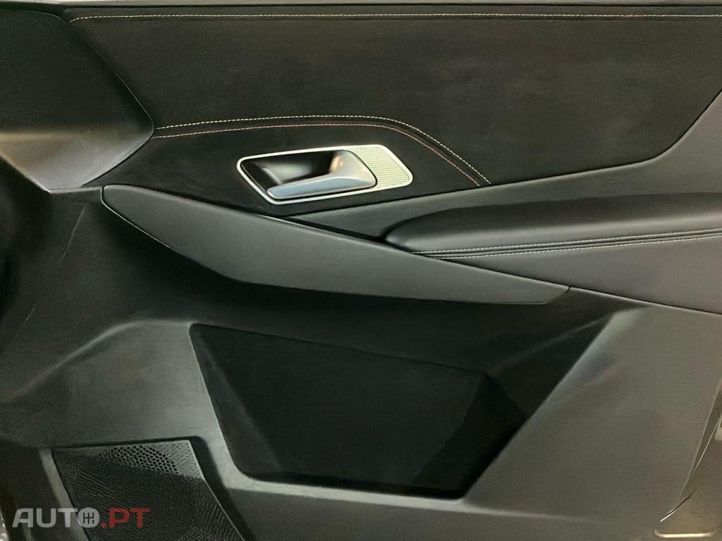 DS DS7 Crossback E-Tense Performance Line+ EAT8