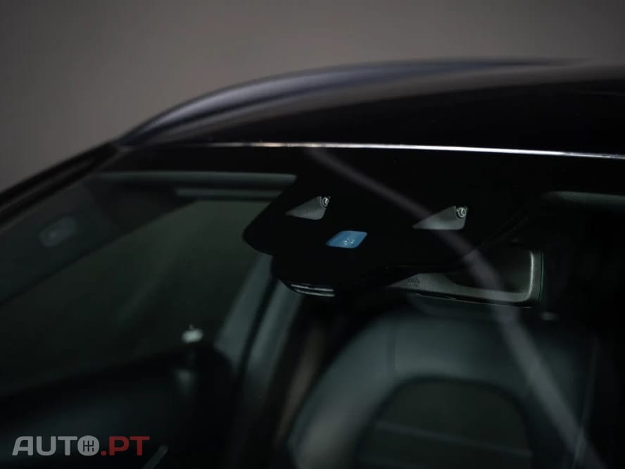 Mercedes-Benz C 300 e AMG Line