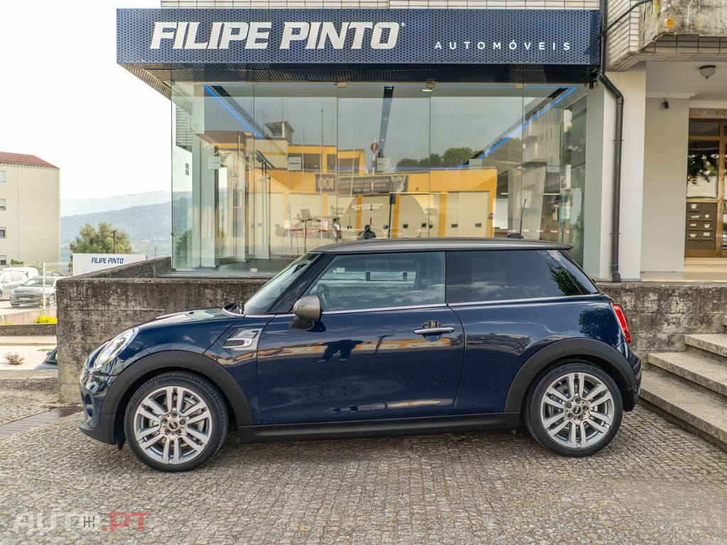 MINI Cooper Cooper D Auto