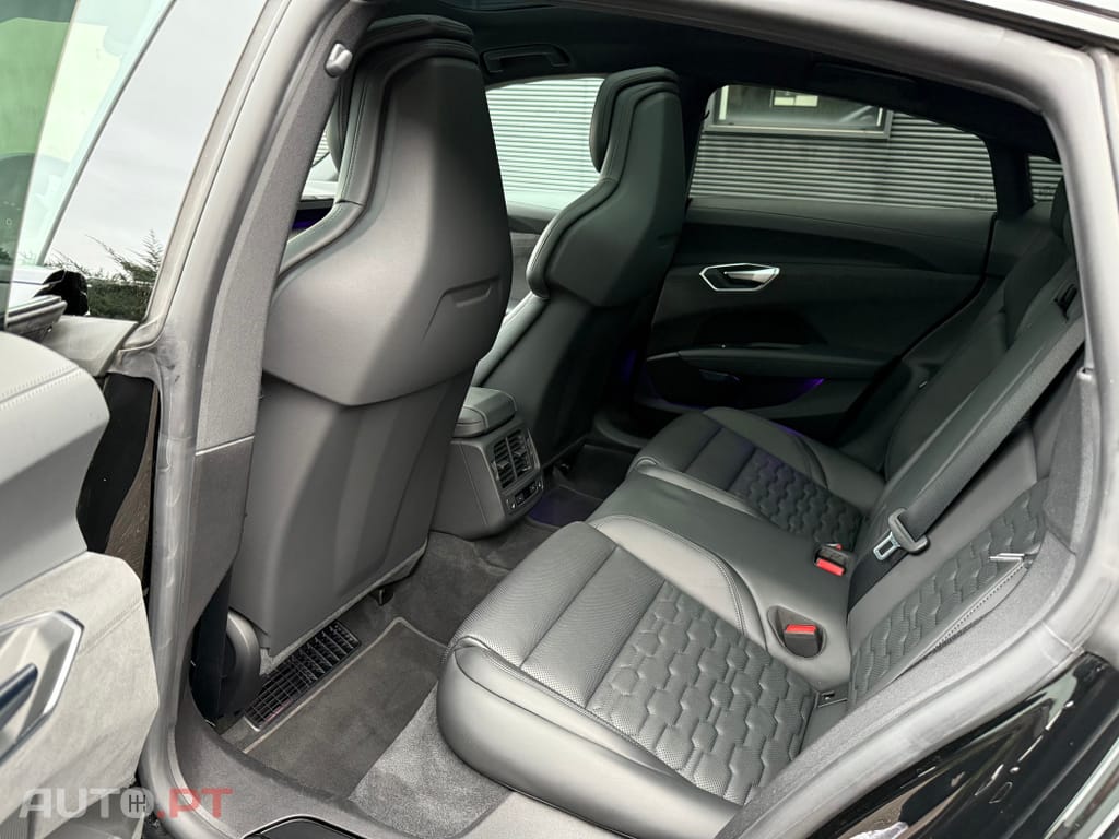 Audi E-Tron GT quattro