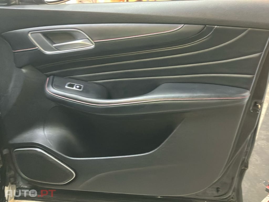 MG EHS 1.5 T-GDI Plug-in Hybrid Luxury