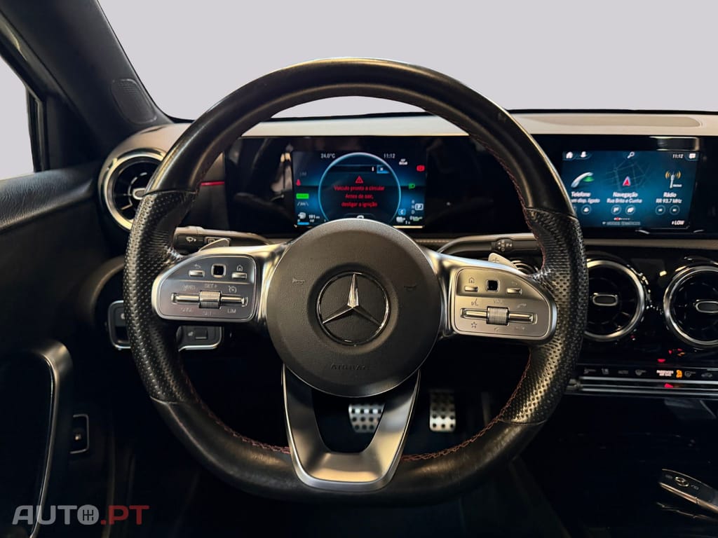 Mercedes-Benz A 250 AMG Premium I.V.A DEDUTIVEL