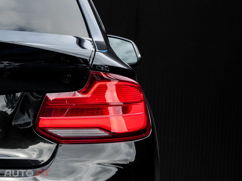 BMW 218 d Coupé Pack M Look M2
