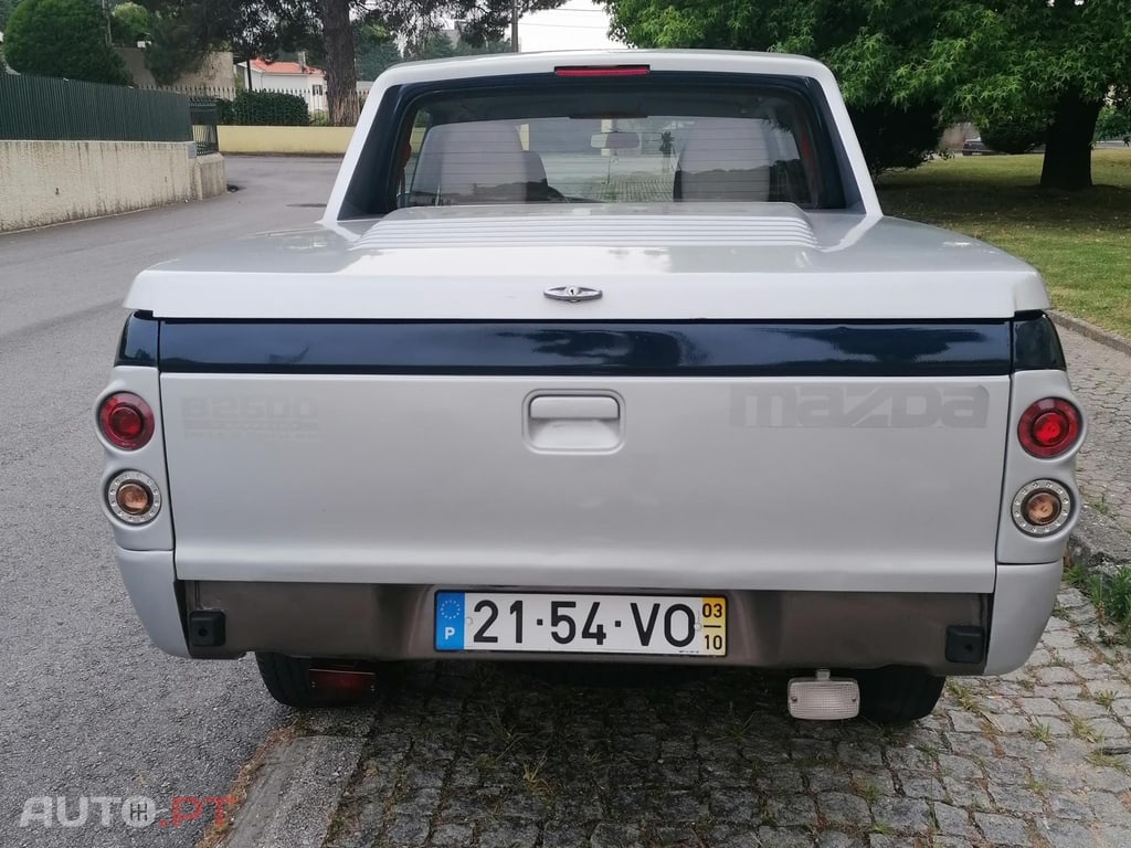 Mazda B2500 Limited edition