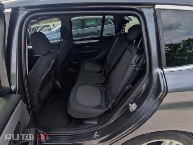 BMW 216 d 7L Advantage Auto
