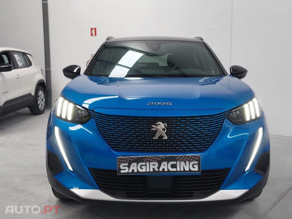 Peugeot E-2008 50 kWh GT
