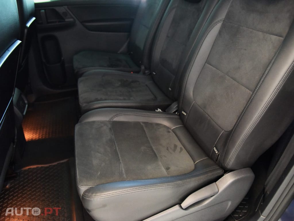 Volkswagen Sharan 2.0 TDI Highline DSG