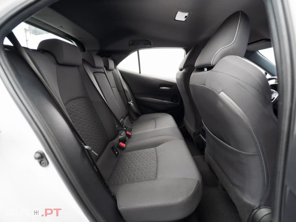 Toyota Corolla 1.8 Hybrid Comfort