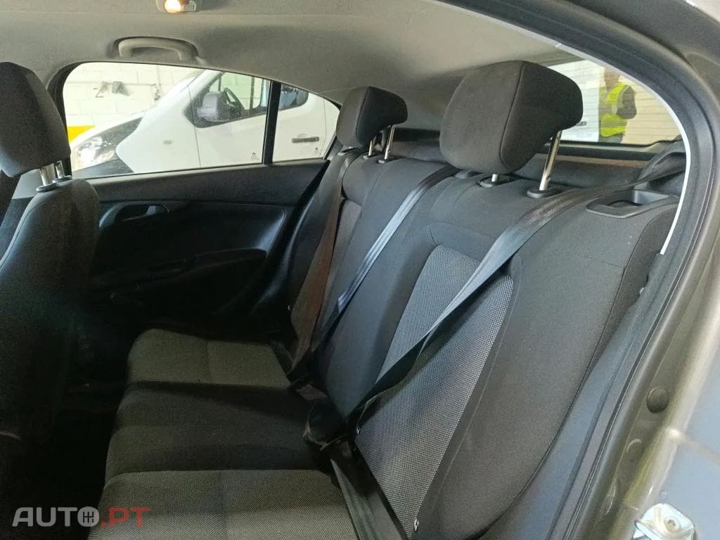 Fiat Tipo 1.3 M-Jet Pop