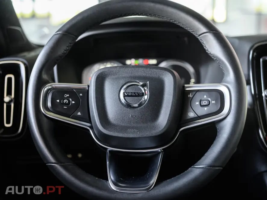 Volvo XC40 1.5 T4 PHEV Core