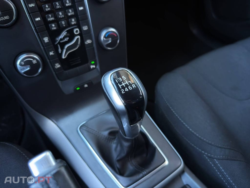 Volvo V40 2.0 D2 Kinetic