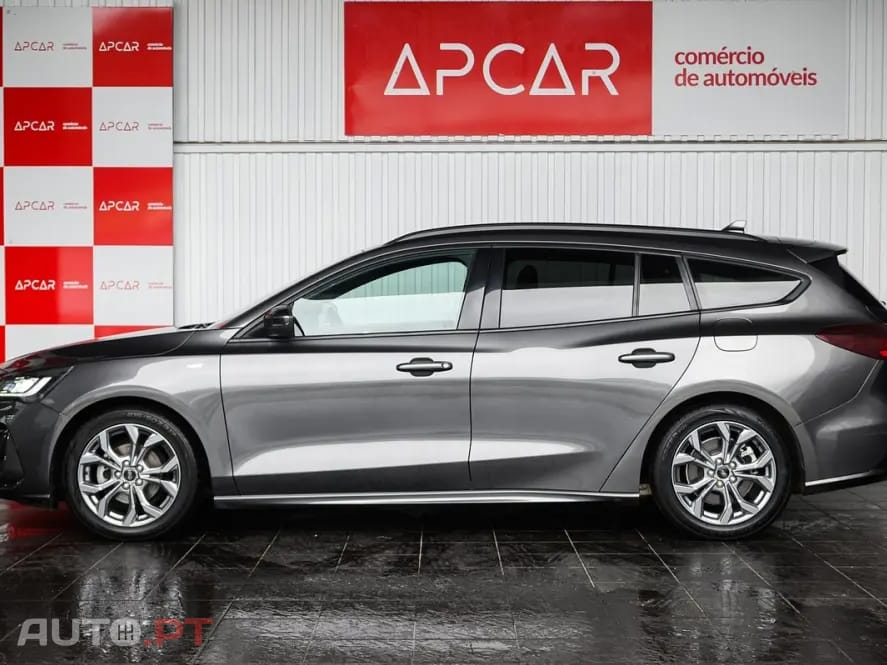 Ford Focus SW 1.0 EcoBoost ST-Line