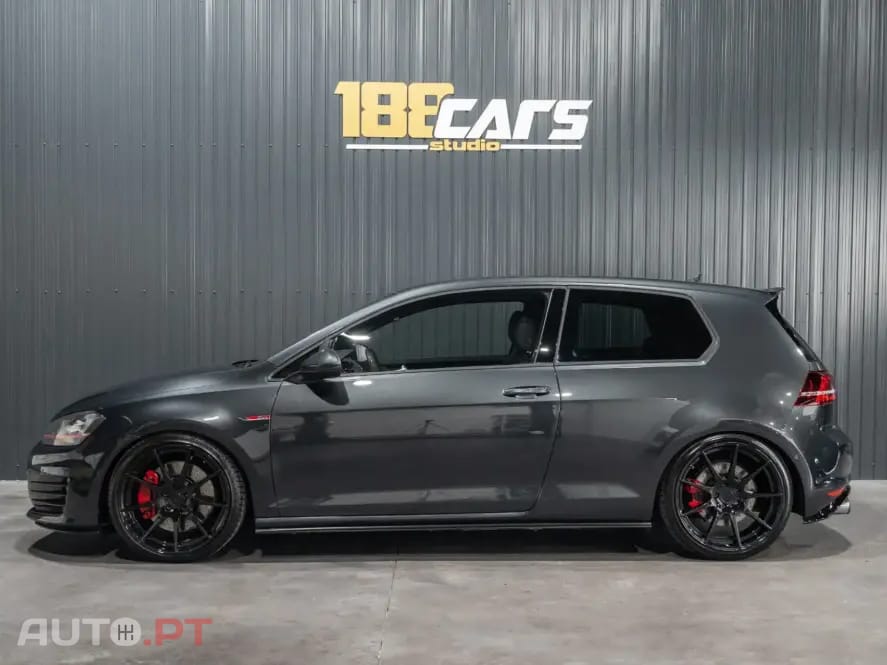 Volkswagen Golf 2.0 TSi GTi DSG Performance