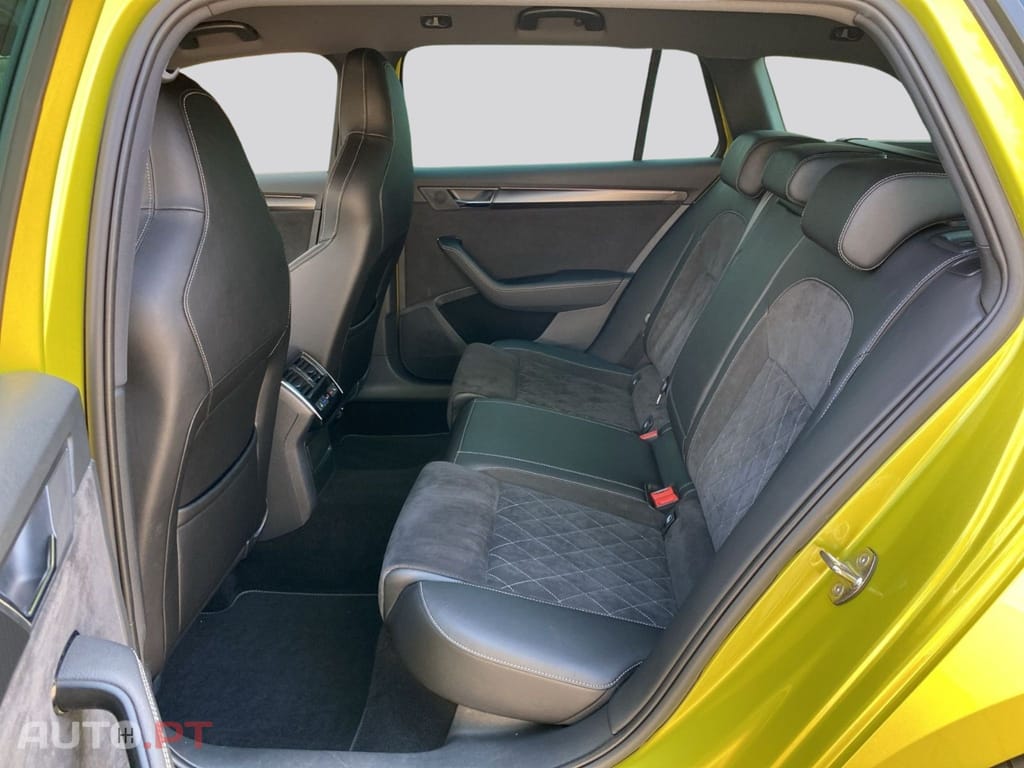 Skoda Superb Break 1.4 TSI iV Sportline +DSG+AHK I.V.A DEDUTIVEL 