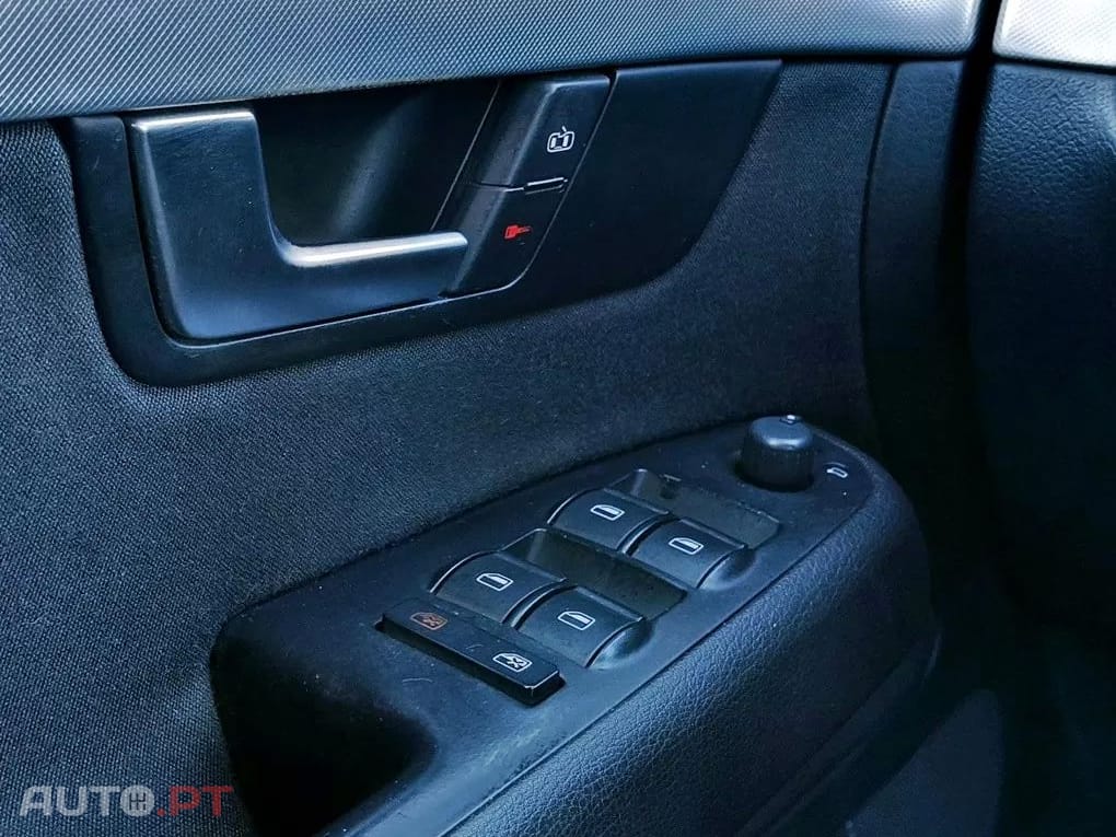 Audi A4 2.0 TDI S-line