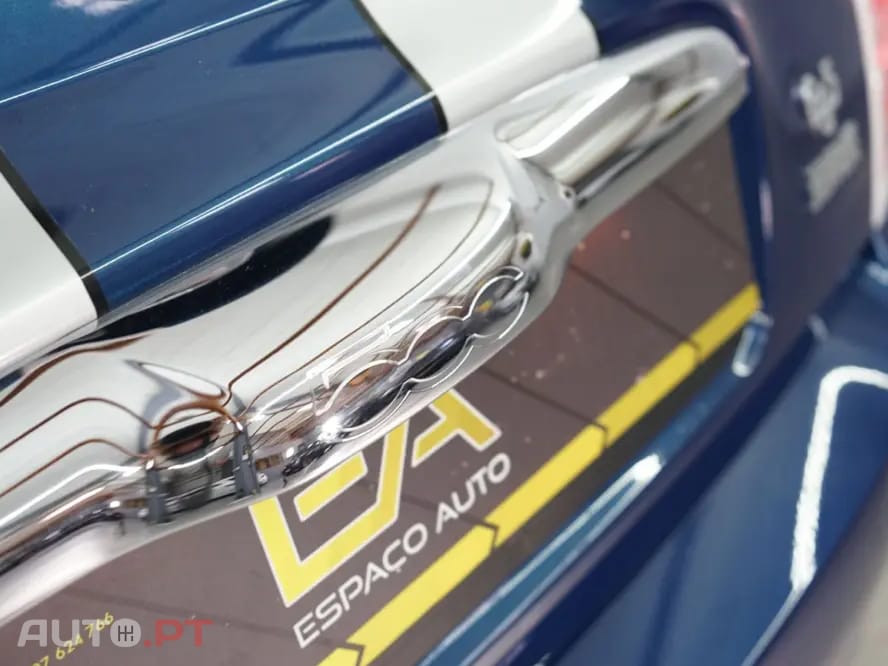 Abarth 695 Outro