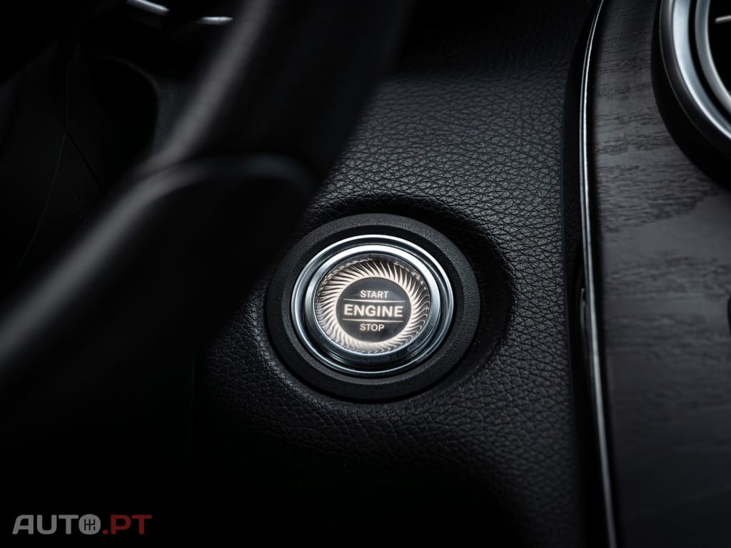 Mercedes-Benz C 220 d AMG Line