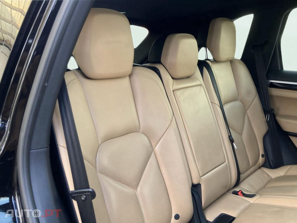 Porsche Cayenne S E-Hybrid