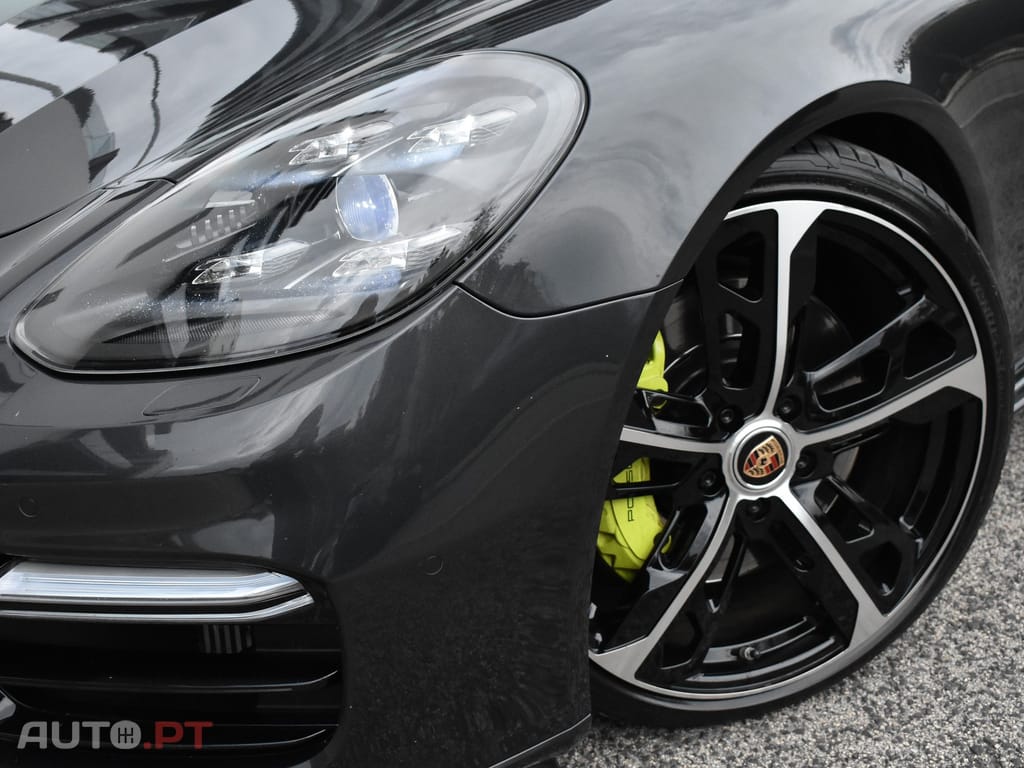 Porsche Panamera ST 4 E-Hybrid
