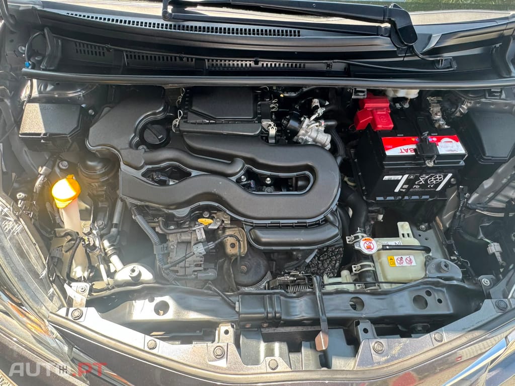 Toyota Yaris 1.0 VVT-I CONFORT
