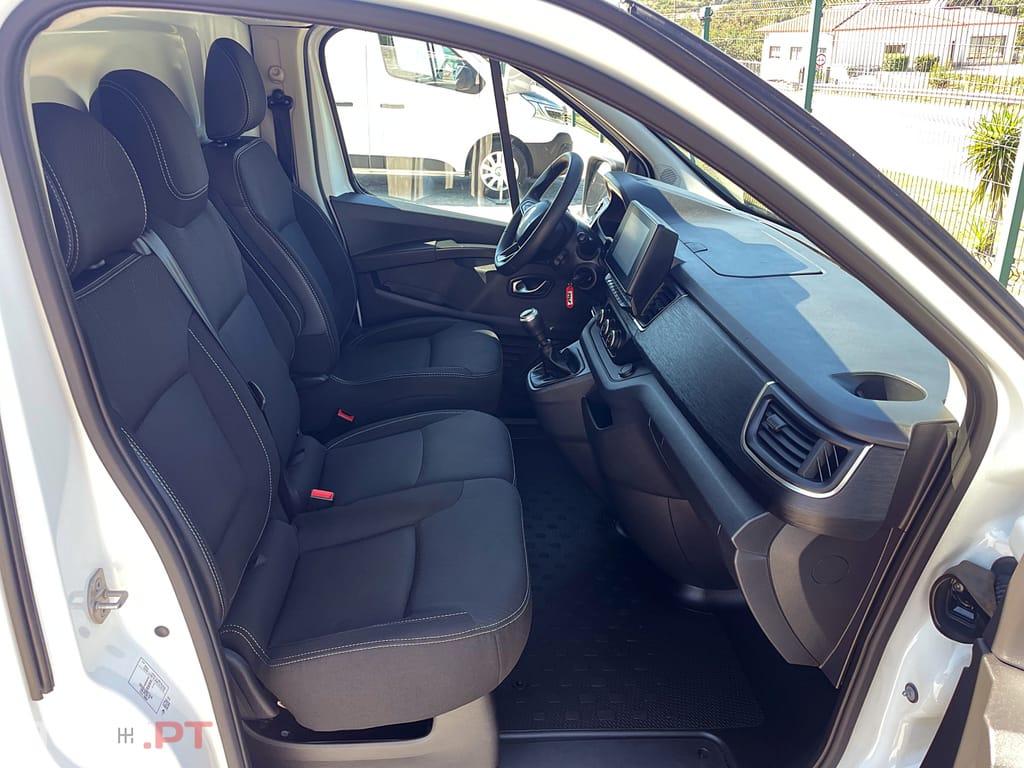 Renault Trafic 2.0 dCi Longa IVA Dedutível