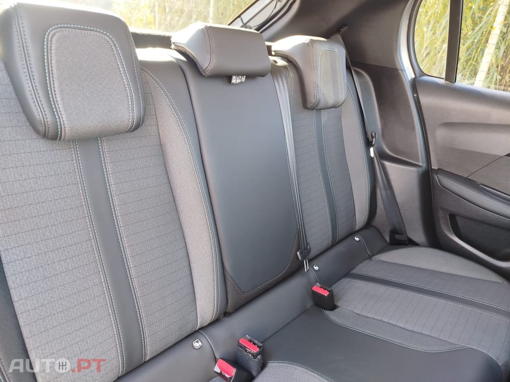 Peugeot 208 1.2 PureTech Allure Pack