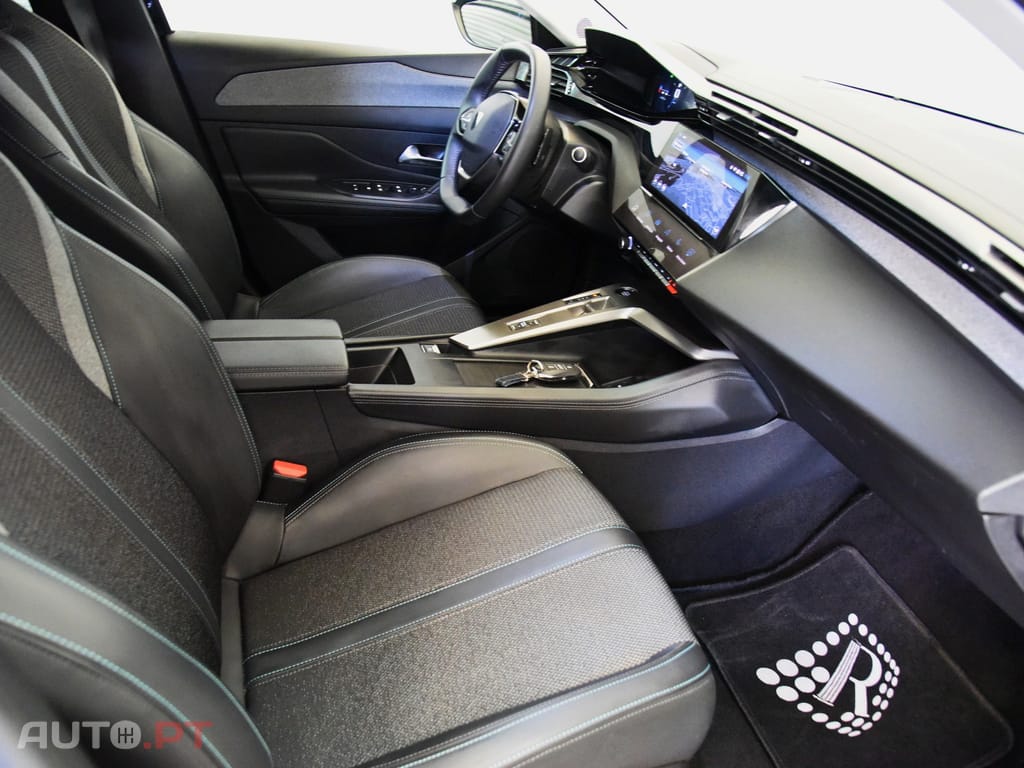 Peugeot 308 SW 1.2 PureTech Allure EAT8
