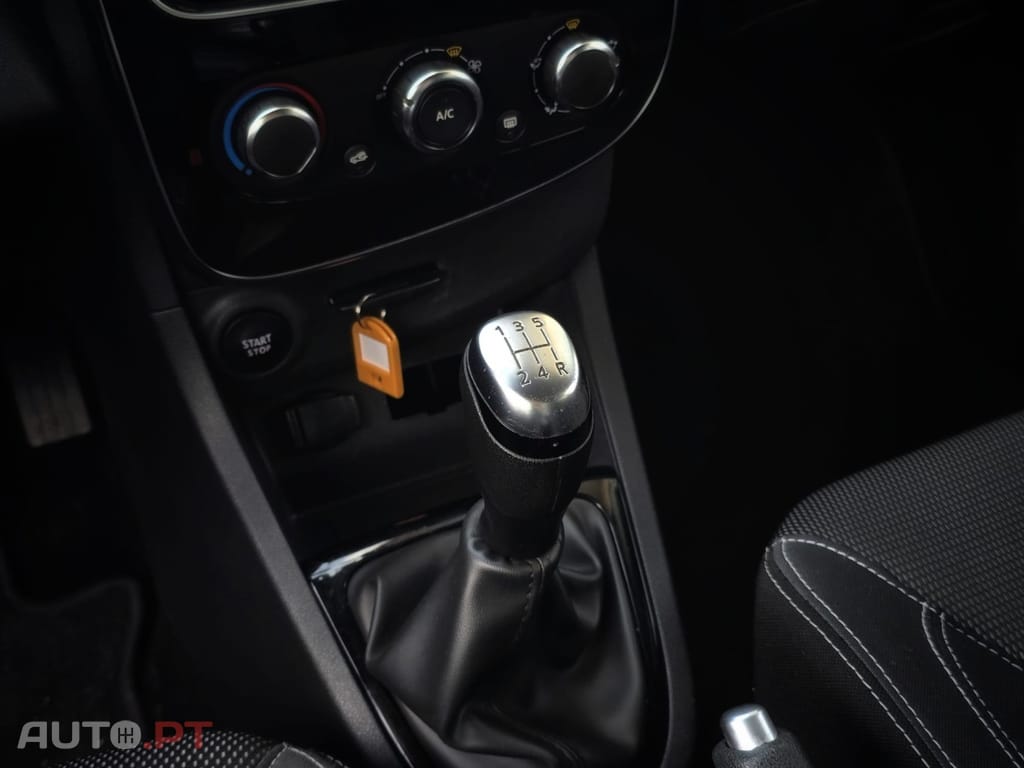 Renault Clio Sport Tourer 1.5 dCi Confort