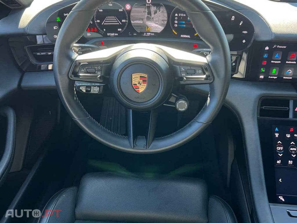 Porsche Taycan 4S