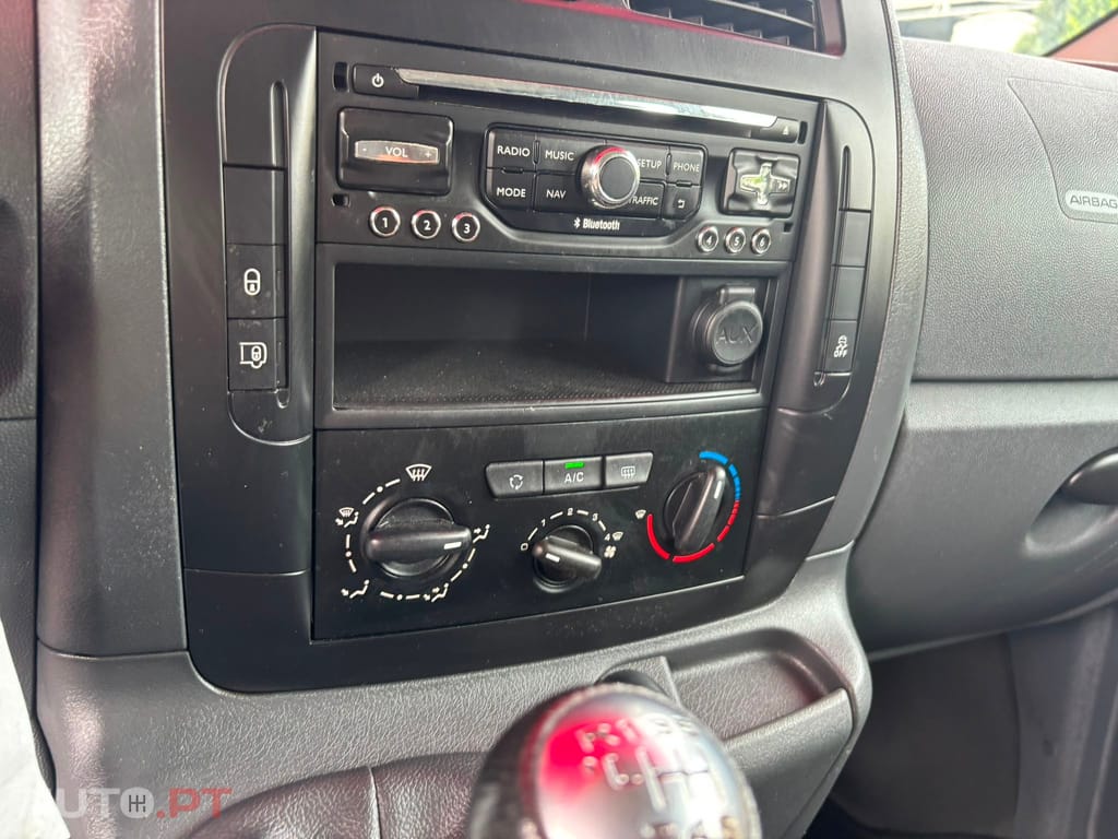 Peugeot Expert 2.0 HDi 229 L2H2