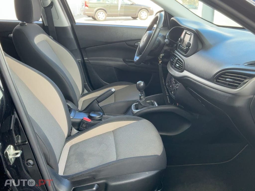 Fiat Tipo 1.4 Easy