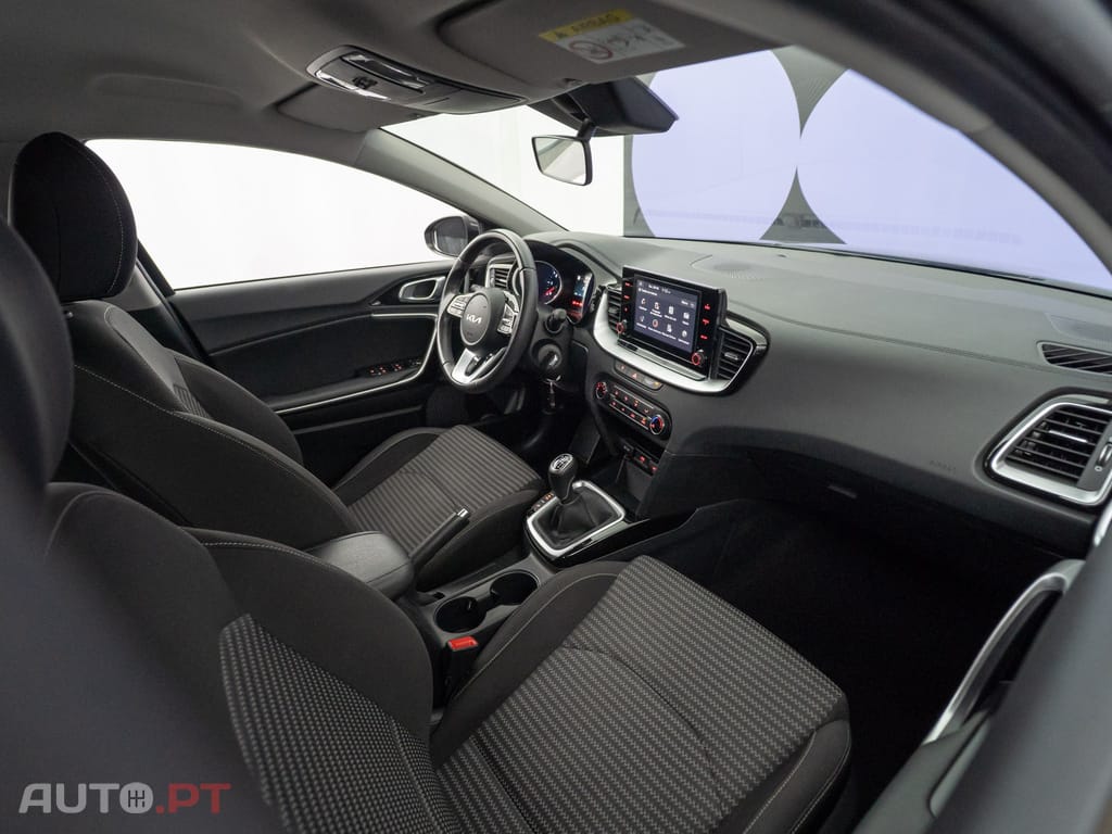 Kia Ceed SW 1.6 CRDi MHEV Dynamic