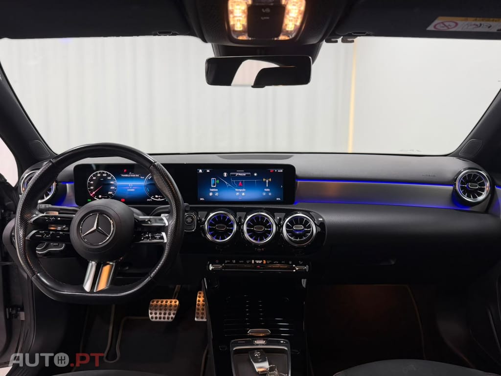 Mercedes-Benz A 250 e AMG Line
