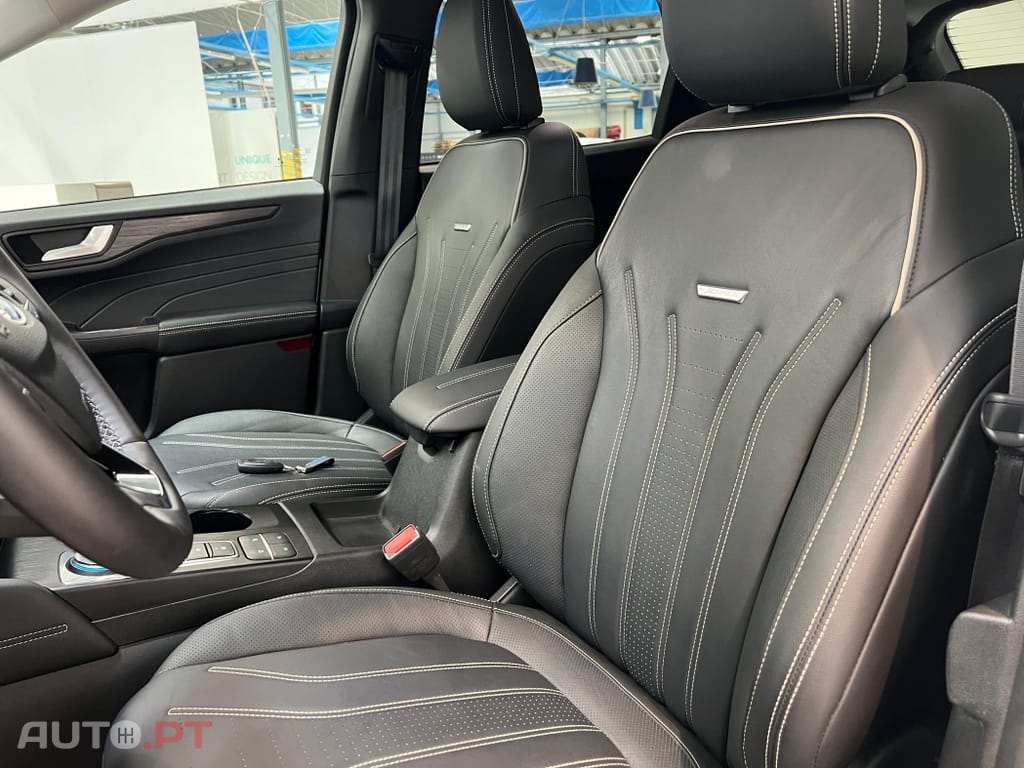 Ford Kuga 2.5 PHEV Vignale